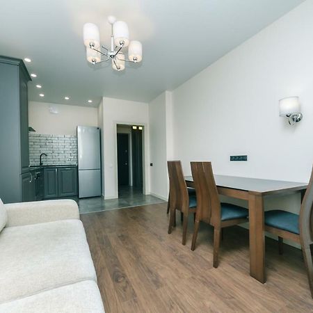 Luxury Apartments 키예프 외부 사진