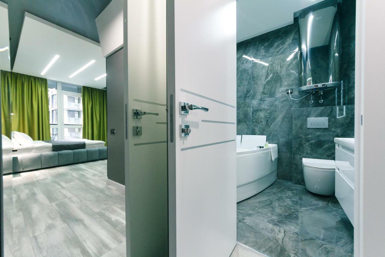 Luxury Apartments 키예프 외부 사진